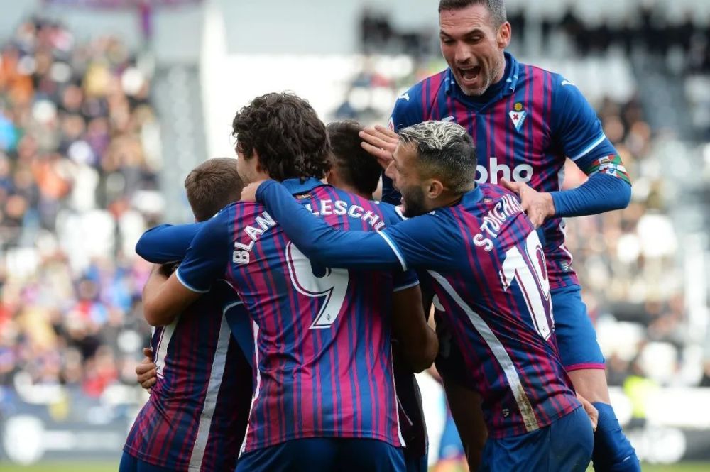 他更大的战 他更大的战