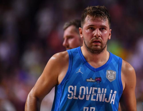 与小规模接 与小规模接